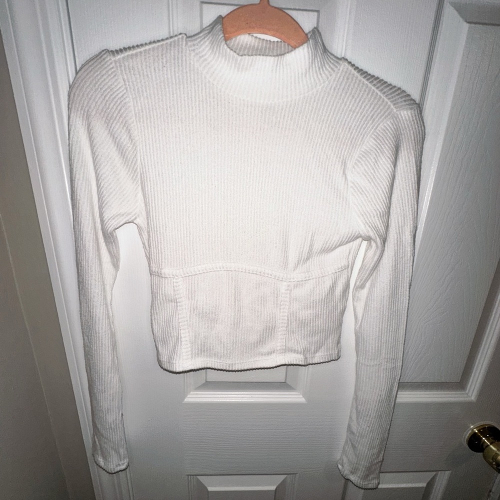 White Ribbed Crop Top